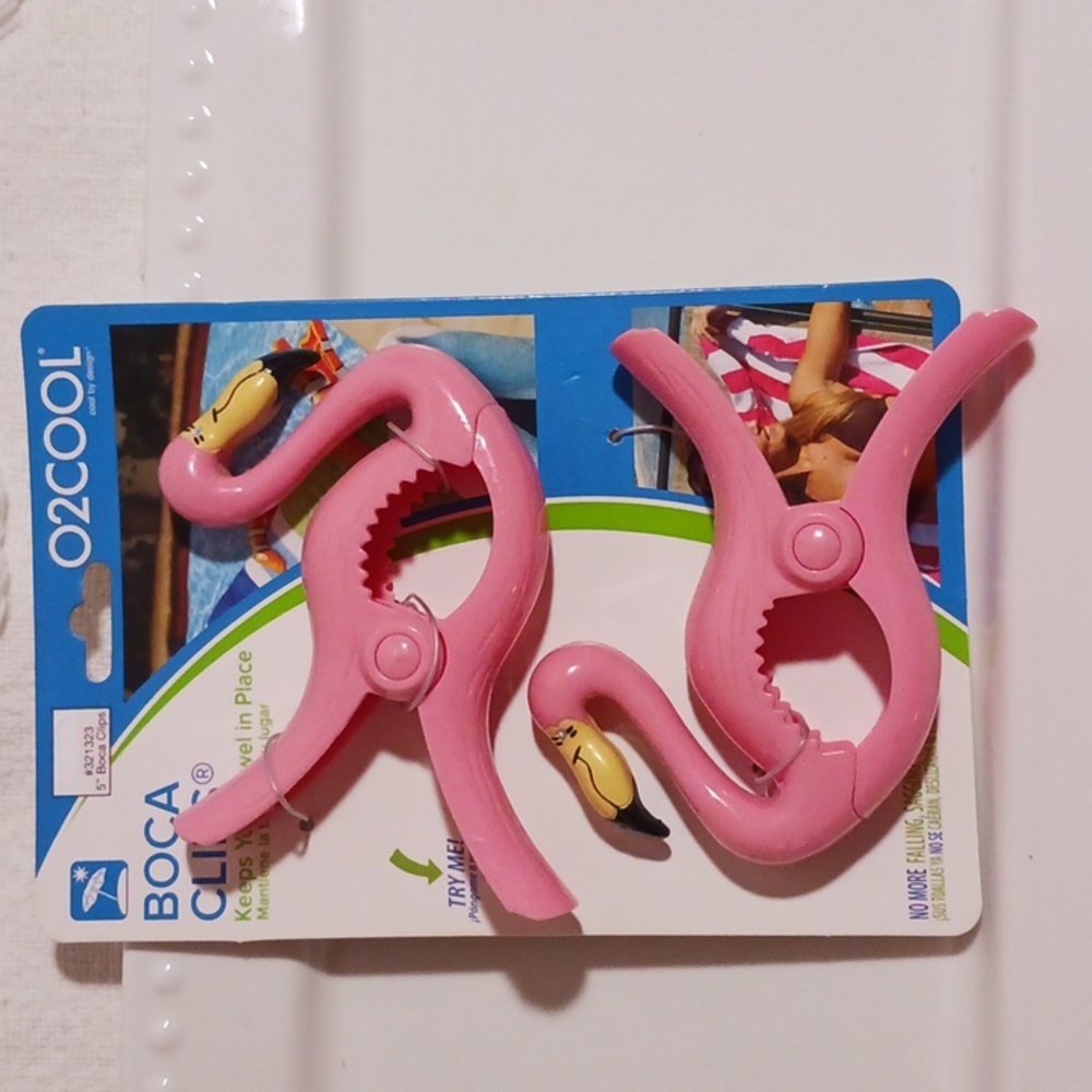 Boca Clips Flamingos Keep Your Towel In Place 🩷🦩🦩🦩💝🦩🦩🦩
